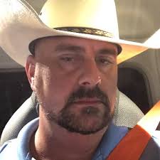 Carl Weathers (@TheCarlWeathers)