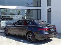 Image result for Argento Alfa 2017 Alfa-Romeo