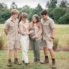 Bindi irwin is a famous australian actress, tv personality, conservationist, singer, and dancer. Pregnant Bindi Irwin Drops Major Hint On Instagram She S Already Given Birth Mirror Online