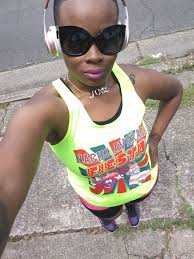 Would anyone like to meet up before the marathon?