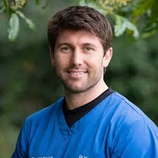 Dr Christopher Humphrey