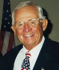 Lorena Lyon's Instagram, Twitter & Facebook