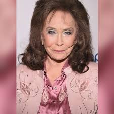 Loretta Lynn's eldest granddaughter dies after 'difficult health battle,'  family says