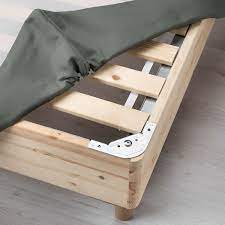 Rahmenrost 90x200 basic a50 mit 26 superelastische leisten langlebig und stabil, 90 x 200 cm der lattenrost mit der liegefläche 90 x 200 cm verfügt über 26 sehr elastische. Espevar Bettpodest Mit Lattenrost Dunkelgrau Ikea Osterreich