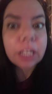 Christina (@curvy_christina)