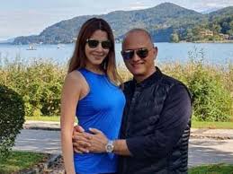 Nancy ajram — sheikh el shabab 03:20. Nancy Ajram Breaks Silence On Thief Shot By Husband 16 Times Arab Celebs Gulf News