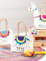 Birthday Party Goodie Bags For Kids Fun365 Craft Party Wedding Classroom Ideas Inspiration Party Favor Bags Diy Diy Birthday Party Diy Party Favors