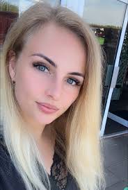 Hiya I'm new to this group, I'm 27 from Southport, anyone else from my  area? I've struggled a lot with my BPD recently, I've got 2 kids and  they're my world but