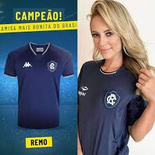 A camisa titular foi confeccionada inteiramente em tom azul marinho. Leao Azul Melhor Camisa De Clube Do Brasil Remo Kappa Facebook