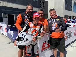 See more of hugo guzmán millán on facebook. Hugo Millan Se Lleva La Victoria De Motorland En Premoto3 Cuna De Campeones Circuit Ricardo Tormo