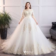 Eheringe sind ein symbol gegenseitiger liebe und inniger verbundenheit. Unique Weiss Ubergrosse Brautkleider Hochzeitskleider 2019 A Linie Kapelle Schleppe Spitze Kurze Armel Applikationen Bandeau Ruckenfreies