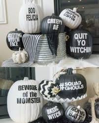 Black And White Halloween Decor 31 Chic Black And White Halloween Decor Comfydwelling Com Chic Black White Halloween Decor Halloween Mantle Decor Halloween Mantle Black White Halloween