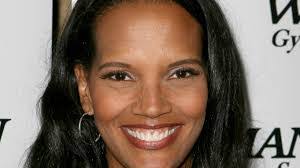 Valerie Dickinson's Instagram, Twitter & Facebook