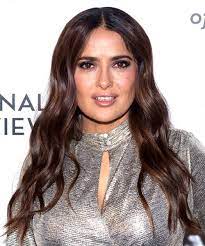 Salma hayek simply beautiful gorgeous women hollywood girls foto pose stylish hair india beauty timeless beauty hair makeup. 12 Salma Hayek Hairstyles Hair Cuts And Colors