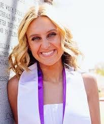 Beth Marchant's Instagram, Twitter & Facebook