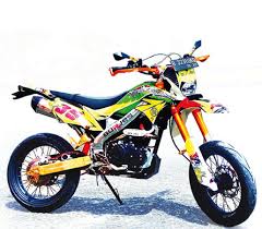 Kawasaki d tracker 150 2011 supermoto gambot kaki berotot. Kawasaki D Tracker 15 Ambon Cukup 2 Hari Bro