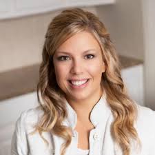 114. Pros and Cons Of Creating A Passive Income Nutrition Program with Stephanie  Killen