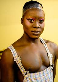 portrait — Sarah Escarraz