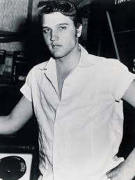 11:00, sat, jan 9, 2021 Did Elvis Have A Secret Fetish For Vampires