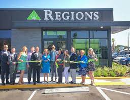 Regions bank in the main cities. Regions Bank Cuts The Ribbon On New Sarasota Location