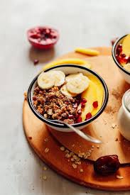 5 Minute Raw Nola Minimalist Baker Recipes Recipe Raw Food Recipes Vegan Breakfast Easy Food