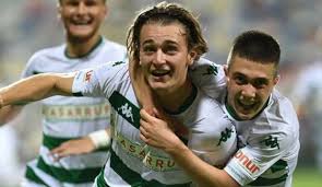 Adı fenerbahçe ile anılan genç santrfor ali akman için kulübü bursaspor'dan son dakika bursaspor kulübü, 17 yaşındaki forvet ali akman'ın fenerbahçe'ye transfer olacağı yönünde çıkan haberler. Emre Belozoglu Nun Transferdeki Yeni Hedefi Fenerbahce Haberleri Haber7