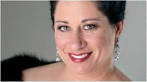 Paula Wilder's Instagram, Twitter & Facebook