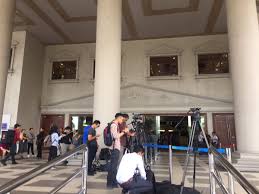 Kompleks mahkamah kuala lumpur local business 50592 kuala lumpur. Hasimi Muhamad Twitterissa Setakat Jam 11 52 Pagi Perkarangan Luar Kompleks Mahkamah Jalan Duta Dipenuhi Pengamal Media Pelbagai Agensi Bagi Mengikuti Prosiding Perbicaraan Terhadap Ahli Parlimen Pekan Itu 501awani Najibatduta Bosskuatduta