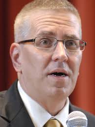 Rep. Sheila Klinker challenged by Republican Jim Hass in House District 27