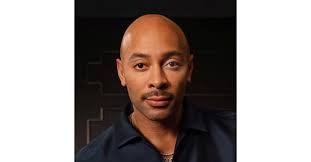 MasterClass Announces Celebrity Makeup Artist Sir John to Teach How to  Create Makeup Looks for Any Moment in 30 Days