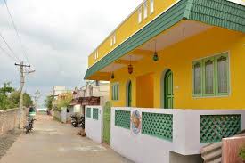 However, he learns that every night he can see the neighboring women from the other building! Clean Beautiful Guest House With A Good View Review Of Blue Moon Guest House Mahabalipuram India Tripadvisor