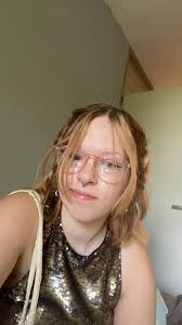 Hi there! My name is Emma and I'm a 18 year old student looking for a room  around The Hague, Delft and Leiden. In september Ill be starting with the  bachelor on