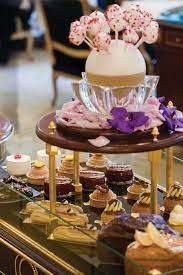 La Galerie Lounge Paris Bar Four Seasons Hotel George V Paris Afternoon Tea Desserts Seasons Hotel
