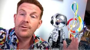 Alex Belfield's Instagram, Twitter & Facebook