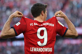 Lewandowski's current transfer value is £60 million, according to transfermarkt. The Aftermath Of Bayern Munich Vs Borussia Dortmund Chelsea And Liverpool Scoping Robert Lewandowski And More Bavarian Football Works