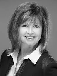 Jamie Popiel's Instagram, Twitter & Facebook