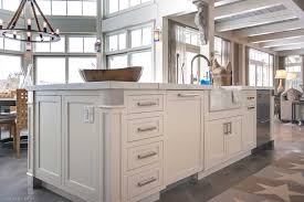 white custom cabinets in lake