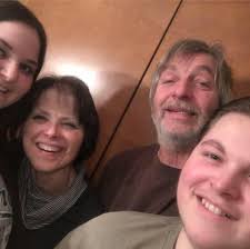 Anyone pick up brush and tree stumps?