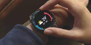 It is more than just a successor to the galaxy watch 3, marking a shift in how samsung produces its wearables and the biggest challenge to the. Samsung Galaxy Watch 4 Alles Zu Release Preis Und Specs Pc Welt