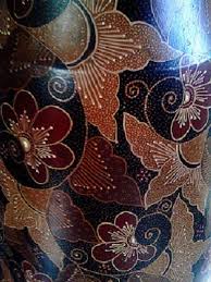 Motif batik dari lima etnis batak, itu di antaranya corak dari kain ulos batak, motif hari hara sundung di langit yang menunjukkan ciri khas batak toba, dan motif pani patunda dari. Batik Gerabah