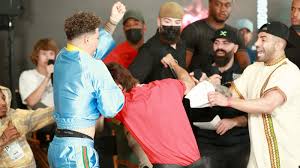 The youtube vs tiktok fight finally has a winner! Bryce Hall Austin Mcbroom Trade Barbs After Brawl At Youtube Vs Tiktok Press Conference