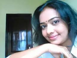 Divya Viswanath,'ബാത്ത് റൂമിലേക്ക് ആർക്കു വേണമെങ്കിലും ഇറങ്ങിവരാവുന്ന  അവസ്ഥ, പേടിച്ച് വിറച്ചാണ് ഞാനവിടെ കഴിച്ചു കൂട്ടിയത്'; പുറത്ത് ...