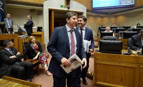 En subasta de hacienda realizada este lunes: Rodrigo Cerda Quien Es El Nuevo Ministro De Hacienda Rock Pop