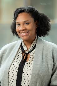 Jennifer Dunbar's Instagram, Twitter & Facebook