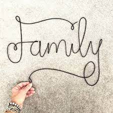 Diese Einzigartige Metall Familie Zeichen Werden Dimension Und Einen Hauch Von W Bestes Bild Club Family Collage Wire Wall Art Art Collage Wall