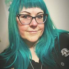 One of the most iconic photos in punk rock history 🏀 Guy Picciotto of  Fugazi hanging from a basketball hoop at a YWCA gym in Philadelphia