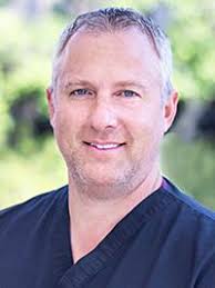 Daniel Terpstra's Instagram, Twitter & Facebook