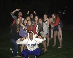 Tengo Suerte Cuando Pasar Tiempo Con Amigos Sports Jersey Sports Jersey