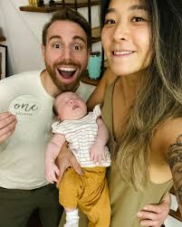 One month as a family. One month of being a mother. I look at this little  soul that I carried for 9 months and when she finally arrived, she still  felt foreign