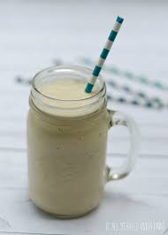 This smoothie is a delicious balance of protein, carbs and fats. Almond Milk Smoothie For Diabetics Almond Milk Banana Oatmeal Breakfast Smoothie Easy Vegan